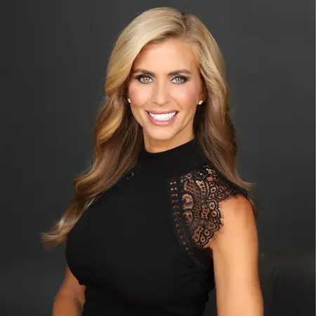 Katie Zacharia, Senior Communications Advisor on Influential Women
