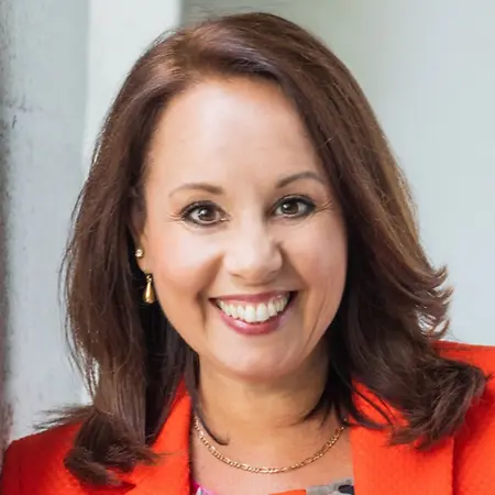 Lisa Shorr, Founder | Executive Presence Keynote and Workshop Speaker | Leadership Communication Coach on Influential Women