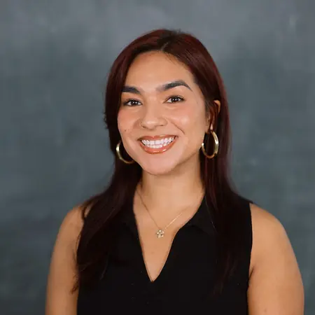 Alexis Roman, Researcher on Influential Women