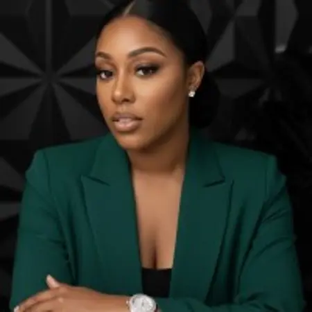 Shavondia Smith, Senior Recruiter on Influential Women