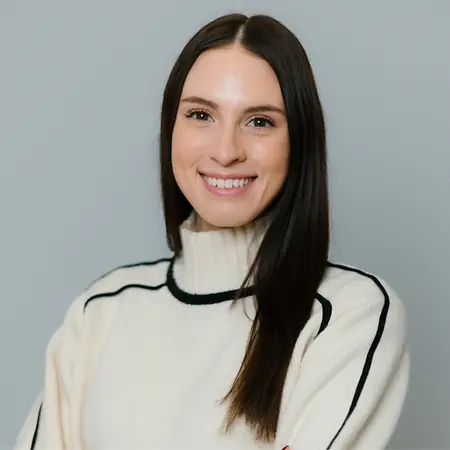 Stephanie Jones, Associate, Investment Operations & Compliance on Influential Women
