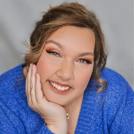 Lauren Hoepp, Photographer, Digital Creator on Influential Women