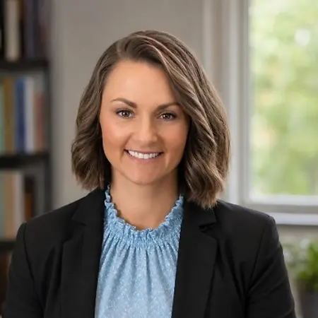 Sara Moore, Clinical Mental Health Counselor on Influential Women