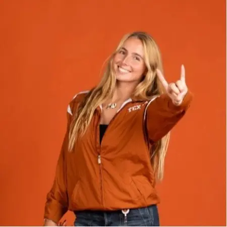 Mazzie Hinsdale, Creative Director & Team Photographer on Influential Women