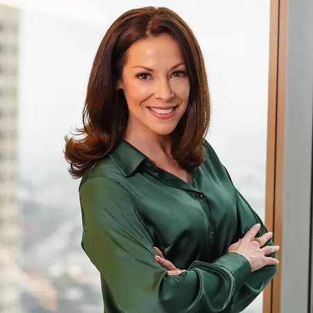 Linda Hoffner, RPA, Vice President & General Manager | Commercial Real Estate Executive on Influential Women