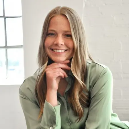 Alli Kliewer, Marketing Manager on Influential Women