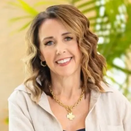 Lesley Pyle, Founder & Owner on Influential Women