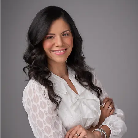 Yolanda Rentas, Professional Identity & Personal Branding Consultant on Influential Women