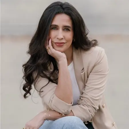 Alexis Rodriguez, Senior Manager, Pre-Sales Solutions Consulting on Influential Women