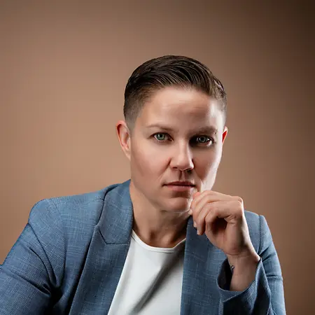 Tania Pagán, Lieutenant on Influential Women