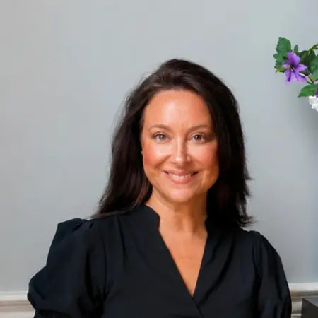 Tiffany Skinner, DNP, RN, APRN, APN-BC, Founder and Principal Nursing Consultant / Dean of Nursing and Health Science on Influential Women