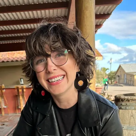 Danielle Burford, Senior User Retention Manager on Influential Women