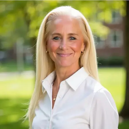 Michelle Smith, Partner | Founder & Education Strategist on Influential Women