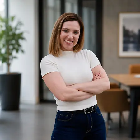 Kristin Lee, Applications Administrator - AI Automation on Influential Women