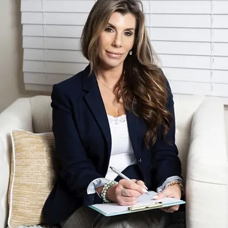 Lori Roland, Licensed Therapist and Private Practice Owner, Fitness Instructor, Course Author on Influential Women