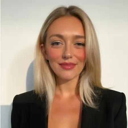 Alexis Mammoliti, Senior GTM Recruiter on Influential Women