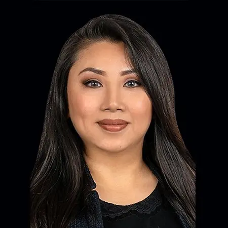 Kim Huynh, Account Executive, Global Tech Risk Practice on Influential Women