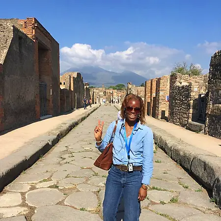 Shareese Aouad, Independent Travel Advisor on Influential Women
