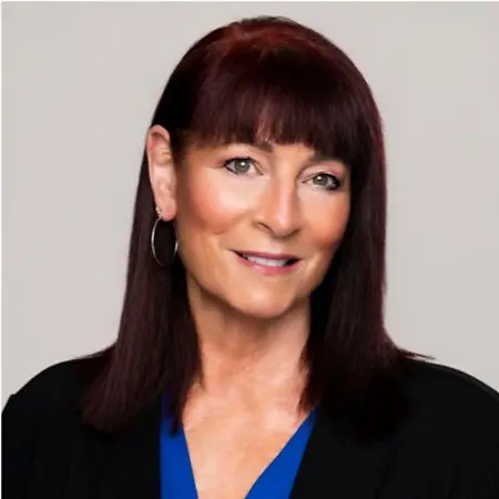 Beth Mills, Director of Talent Acquisition | Lonnie Bush Real Estate | on Influential Women