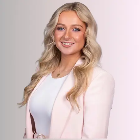 Grace Jennings, Emerging Young Leader • Venture Investor • Yacht Broker & Consultant on Influential Women