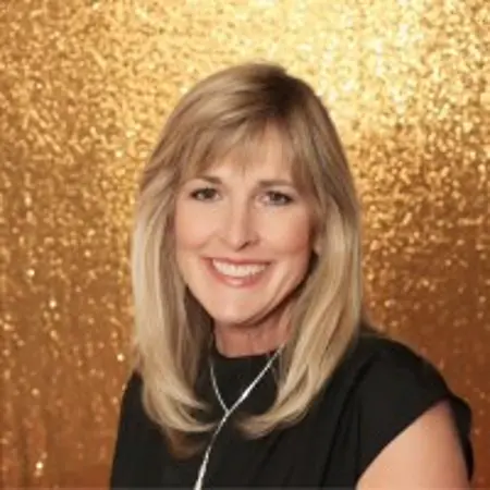 Dee Harrison, Peer Leading and Learning Facilitator on Influential Women