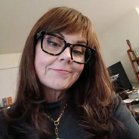 Caroline Steiner, Creative Director on Influential Women