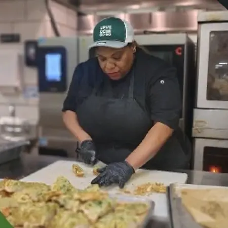 LaPria Carshell  Smith, Sous Chef and Small Business Owner on Influential Women