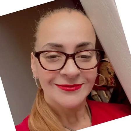 Gladys Calatayud-Vargas, Emotional Wellness Coach and Career Coach on Influential Women