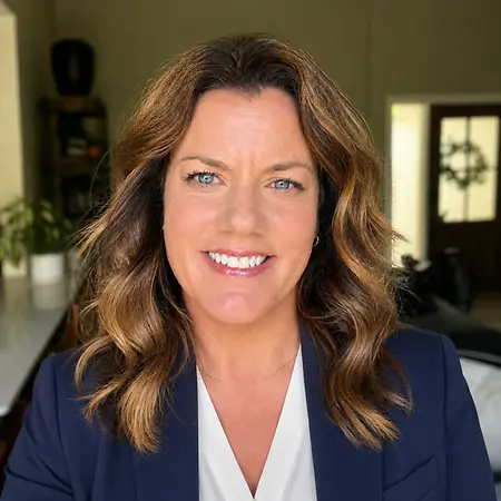 Jennifer Becker, Client Advisor on Influential Women