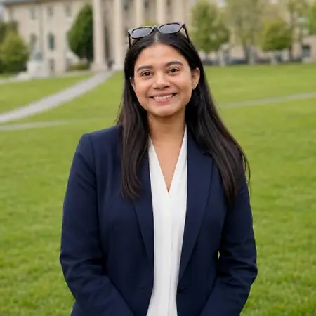 Simran Kaur, Assistant Manager on Influential Women