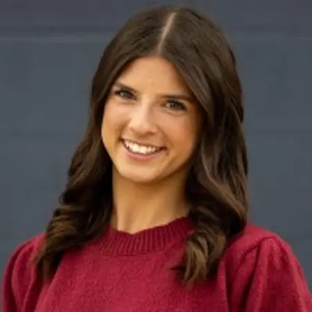 Olivia Studdard, Social Media Marketing Consultant on Influential Women