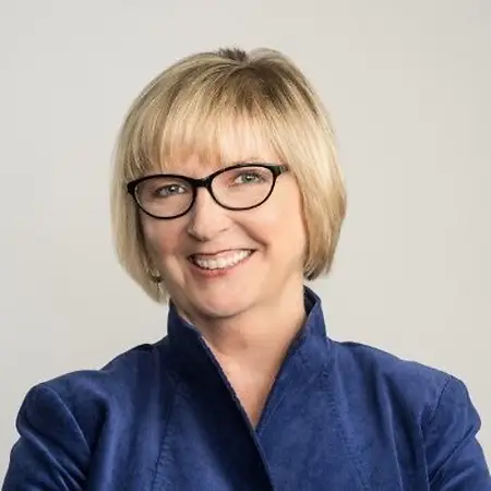 Lorrie Lynch, Journalist and Yoga Instructor on Influential Women