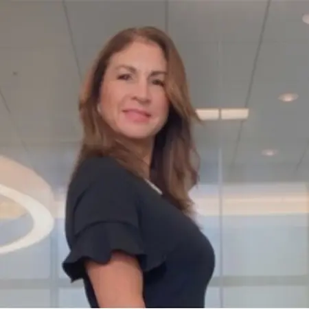 Marlene (Marlene Torres)  Ray, Branch Store Manager on Influential Women
