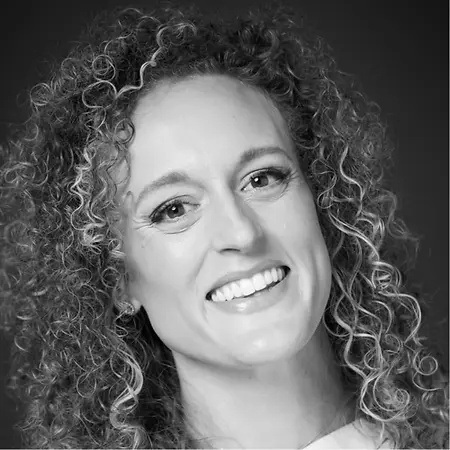 Luci K. Prosapio, Founder | Strategic Advisor + Experiential Architect on Influential Women