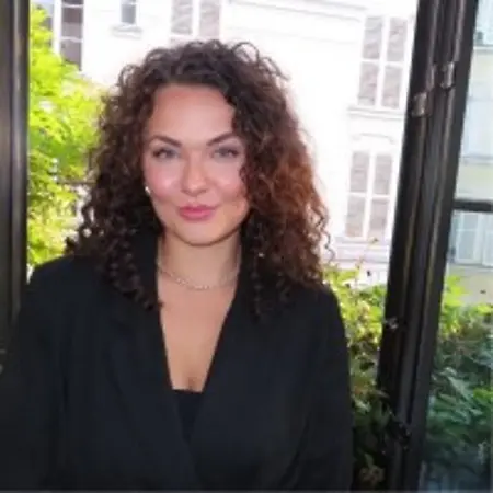Marissa Gradei, Senior Social Media Manager on Influential Women