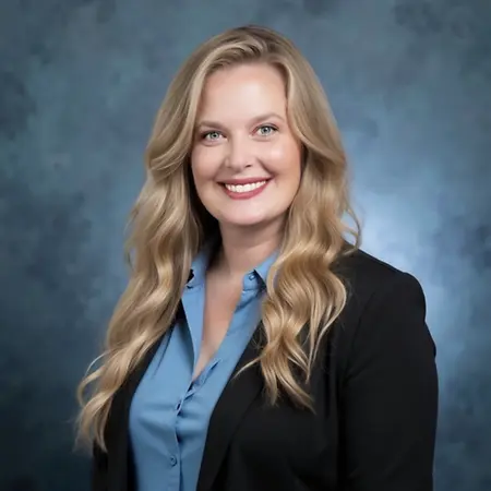 Laura Carter, Assistant Vice President | Banking Center Manager | Bank OZK on Influential Women