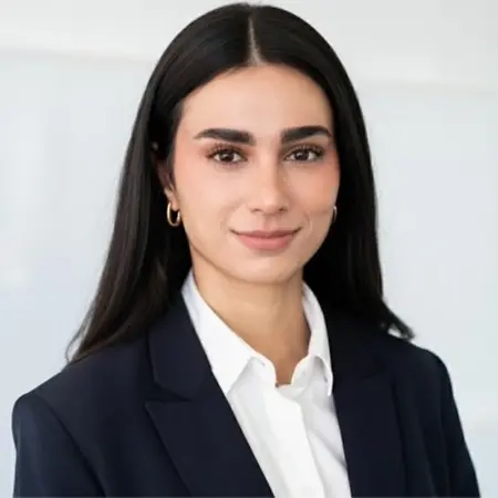 Nicole Zambaldi, MBA Student / Investment Banking Intern on Influential Women