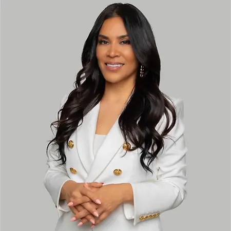 lissette sanchez, Real Estate Consultant on Influential Women