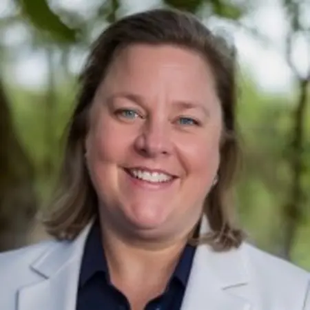 Alizabeth Aramowicz Smith, Membership Director on Influential Women