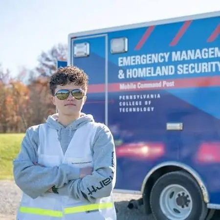 Mikya Stake, Emergency Medical Technician / Firefighter on Influential Women