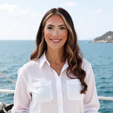 Lindsey Camarena, Senior Program Manager on Influential Women