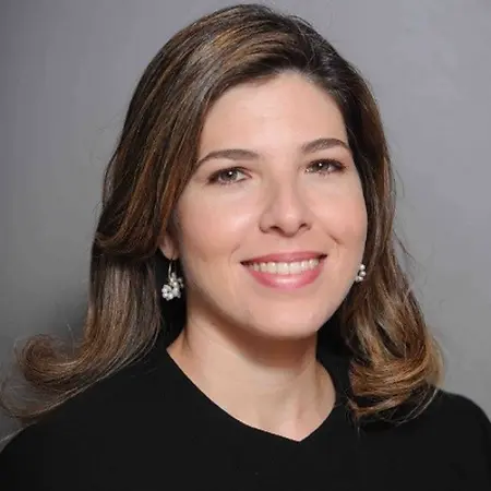 Beatriz Bonetti, Assistant Professor of Marketing on Influential Women