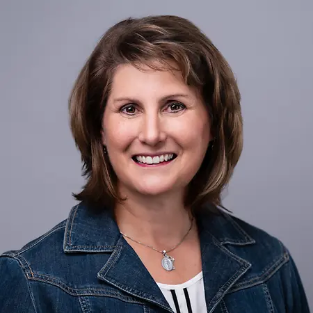Beth Creighton, MBA, PMP, Senior Principal Solutions Architect on Influential Women