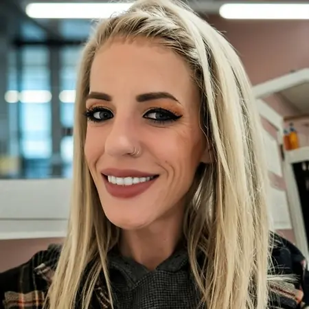 Lindsey Marie Veenhuis, Clinician on Influential Women
