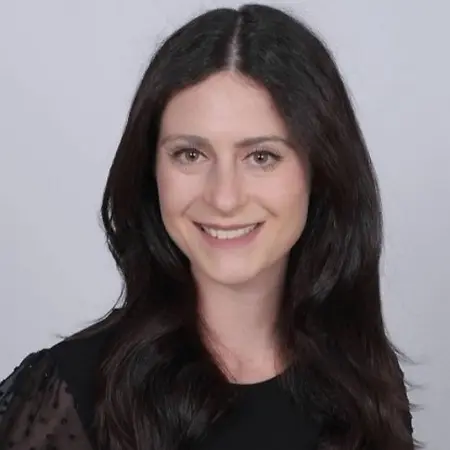 Hayley Wallitt, Account Supervisor | Marketing Strategy & Client Leadership on Influential Women