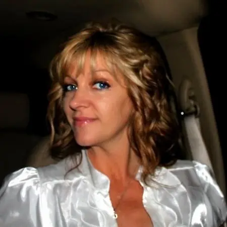 Crystal Gardner, Owner/Manger on Influential Women