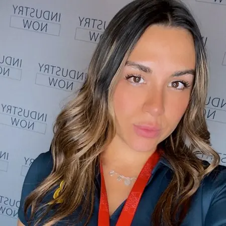 Valeria Sanchez, Sales Specialist on Influential Women