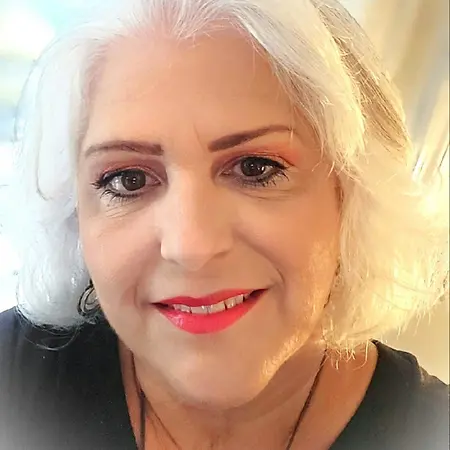 Dr. Ileana Roiz-Felipe, Online Faculty on Influential Women