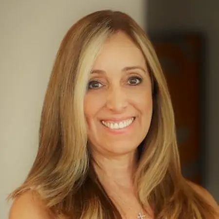 Isabel Gracia, Director of Sales and Marketing on Influential Women