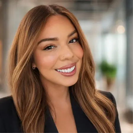 Savanna Fernandez, Sr. Customer Success Manager on Influential Women